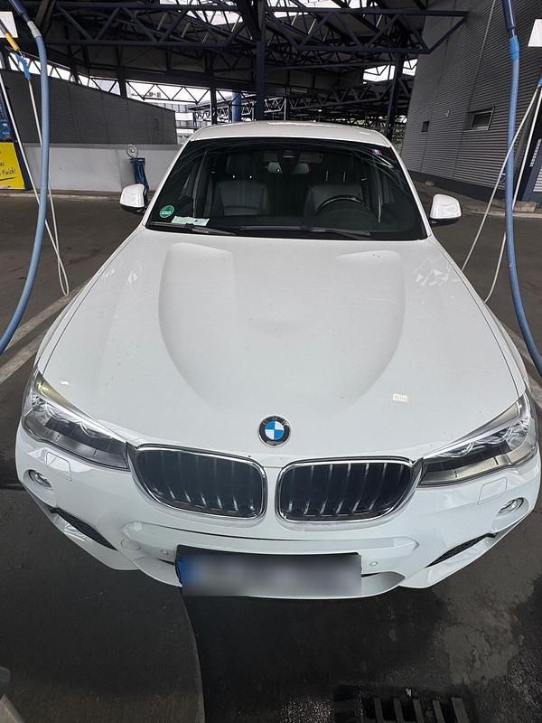 Weiß Gebraucht 2016 BMW X4 SUV | 17.000 € (Fairer Preis) - Bild 1/4
