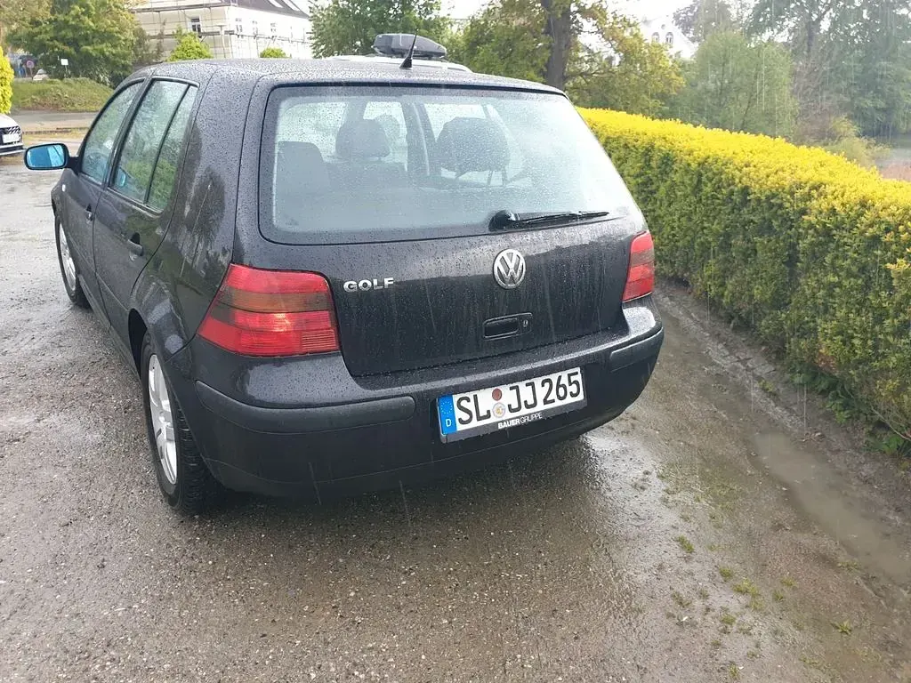 Gebraucht VW Golf IV Edition 75 PS (55 kW) 2000 Schwarz Limousine
