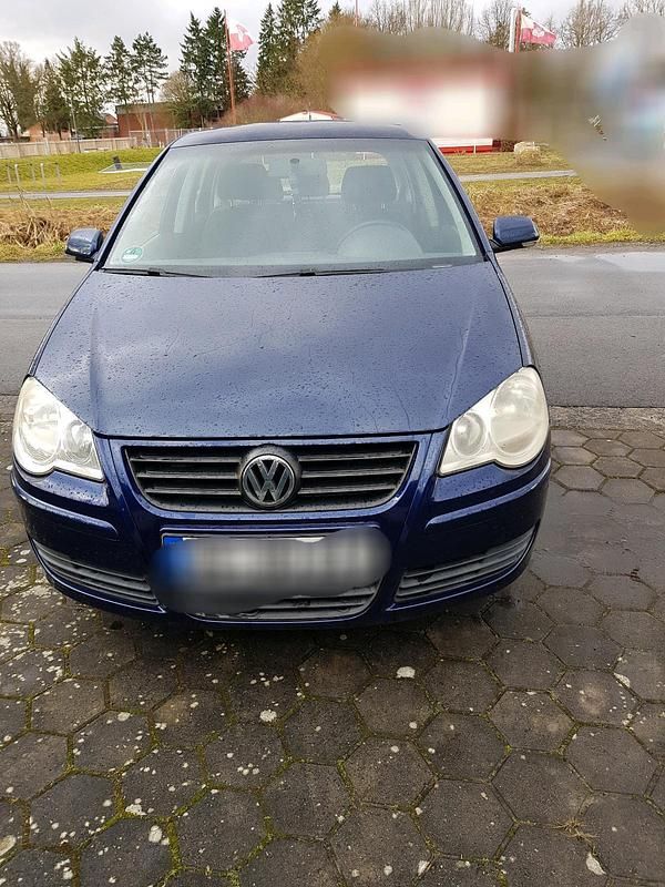 Gebraucht VW Polo 75 PS (55 kW) 2005 Blau Kleinwagen