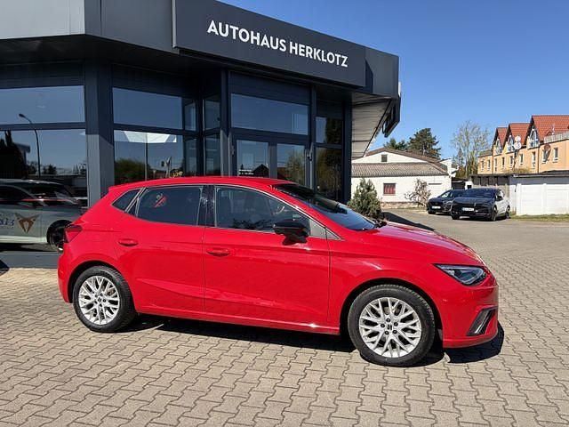 Gebraucht Seat Ibiza 110 PS (80 kW) 2023 Pure rot Kleinwagen