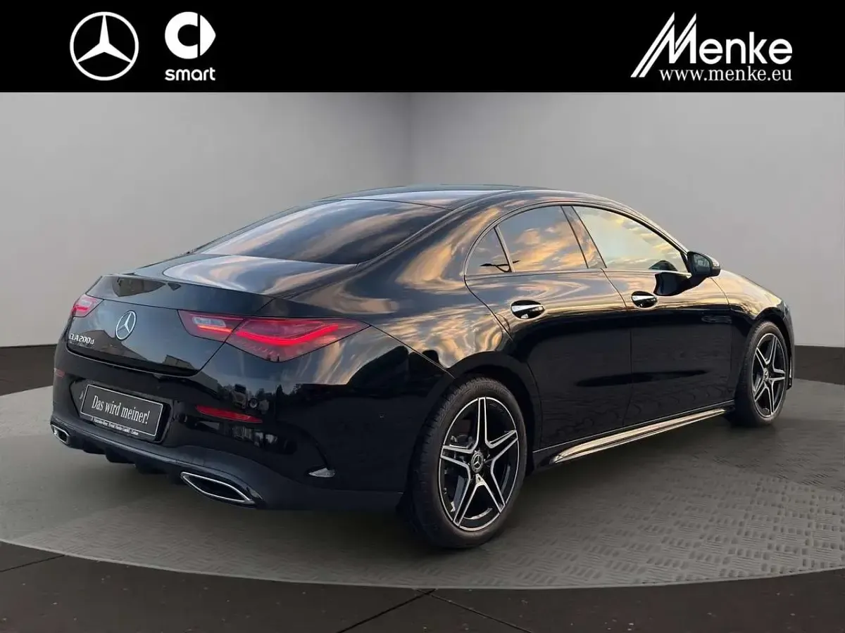 Gebraucht Mercedes CLA200 AMG 150 PS (110 kW) 2025 Unilack nachtschwarz Coupé