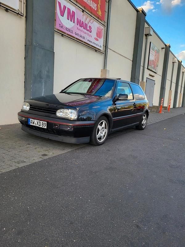 Schwarz Gebraucht 1994 VW Golf III GTI Kleinwagen | 2.800 € - Bild 1/4