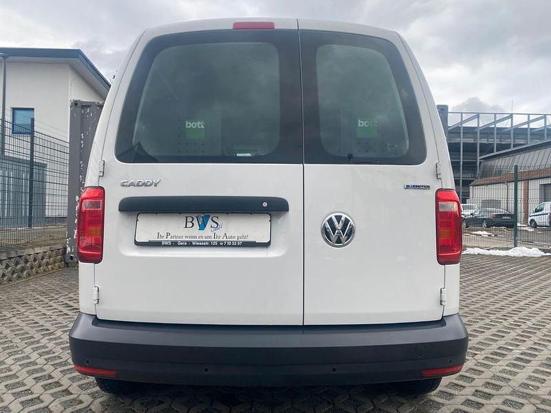 Gebraucht VW Caddy 110 PS (80 kW) 2019 Weiß Van / Kleinbus