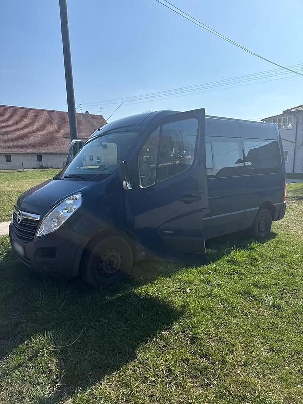 Usata Opel Movano 145 CV (106 kW) 2012 Blu Monovolume