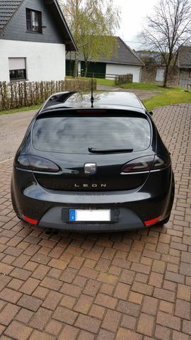 Gebraucht Seat Leon 160 PS (117 kW) 2009 Schwarz metallic Limousine