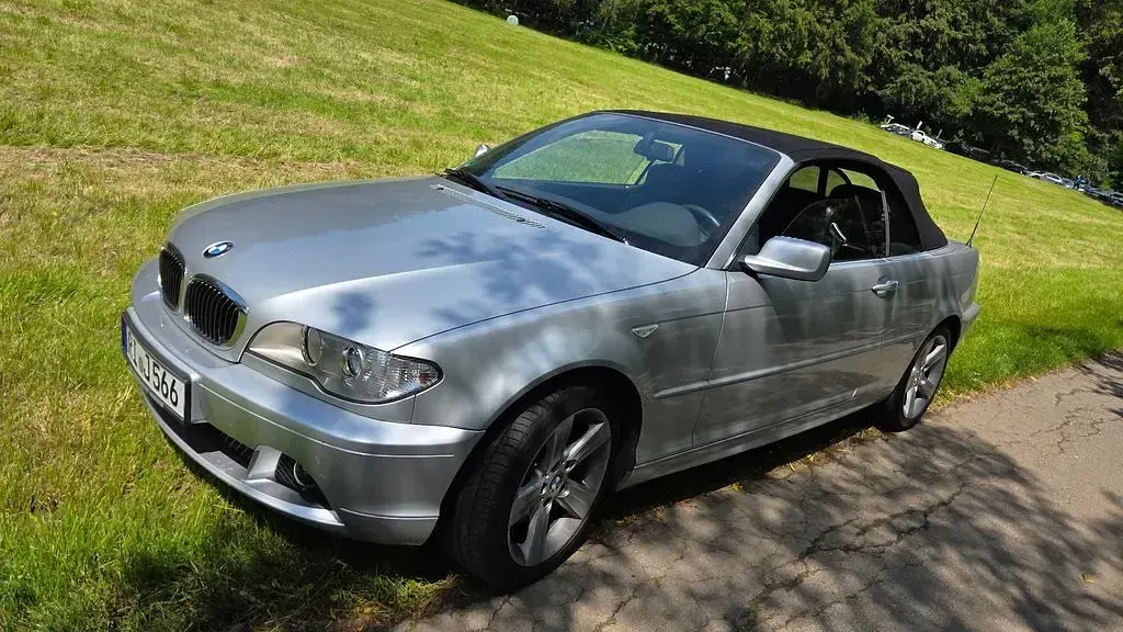 Gebraucht BMW 330 Cabriolet 204 PS (150 kW) 2006 Silber Cabrio