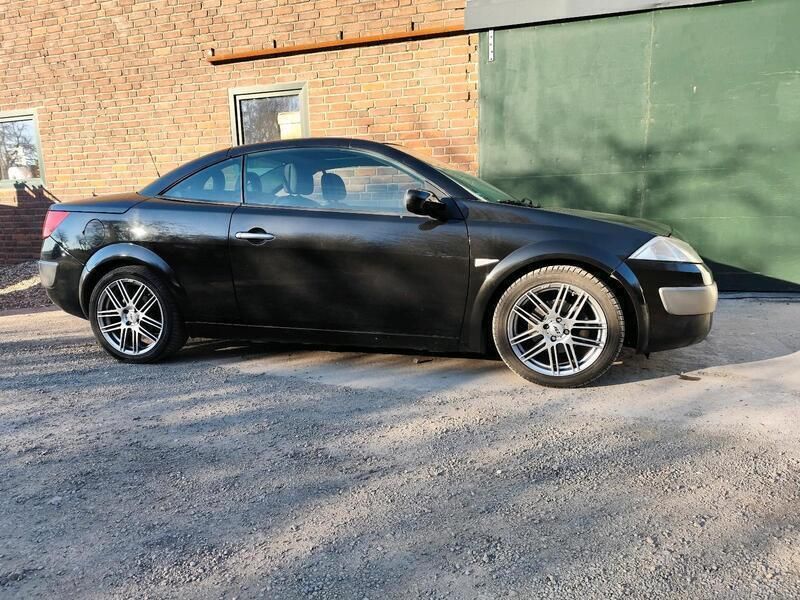 Schwarz Gebraucht 2004 Renault Mégane Cabriolet Cabrio | 2.099 € (Fairer Preis) - Bild 1/4
