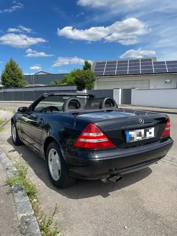 Gebraucht Mercedes SLK200 163 PS (119 kW) 2003 Schwarz Cabrio