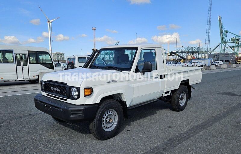 Weiß Neu 2024 Toyota Land Cruiser SUV | 43.900 € (Fairer Preis) - Bild 1/3