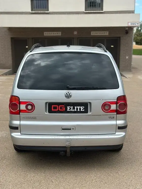 Gebraucht VW Sharan 116 PS (85 kW) 2005 Silber Van / Kleinbus
