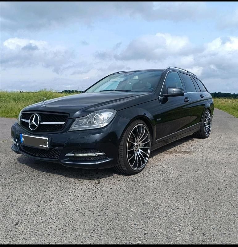 Gebraucht Mercedes C250 204 PS (150 kW) 2011 Kombi