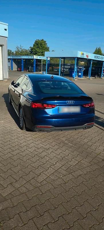 Gebraucht Audi A5 Sportback Design 204 PS (150 kW) 2020 Blau Kleinwagen
