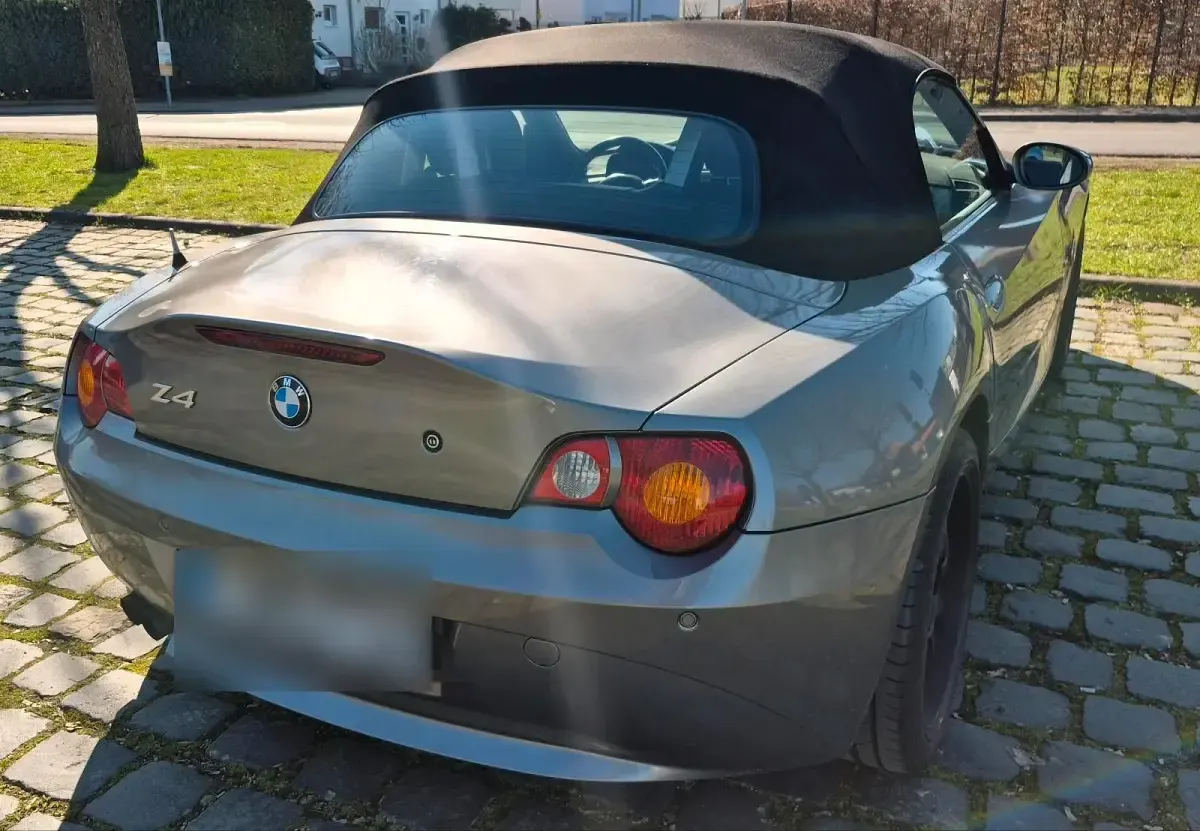 Gebraucht BMW Z4 231 PS (169 kW) 2003 Grau Cabrio