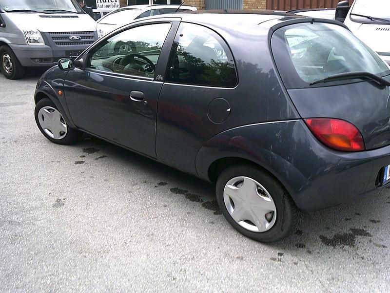Gebraucht Ford Ka Style 69 PS (50 kW) 2008 Grau Kleinwagen