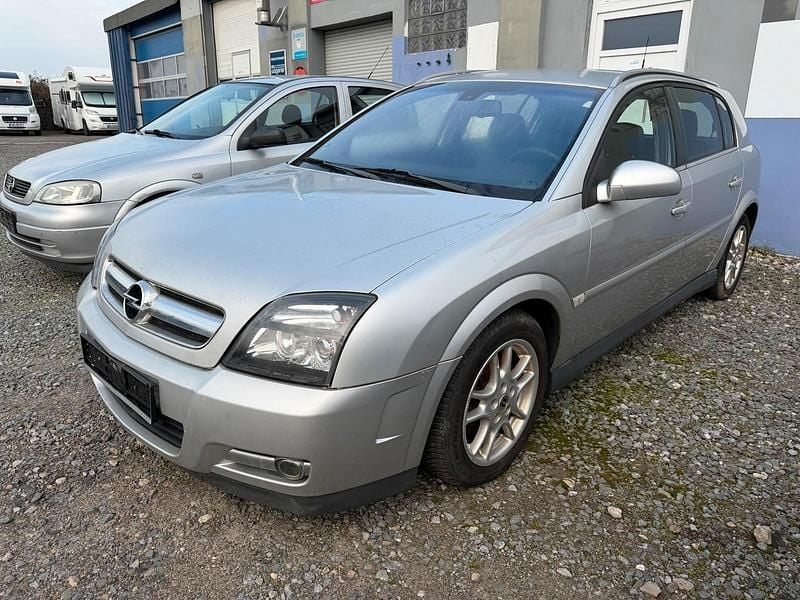 Gebraucht Opel Signum 155 PS (114 kW) 2004 Silber Kleinwagen