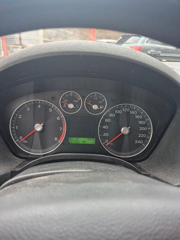 Gebraucht Ford C-MAX Ghia 145 PS (106 kW) 2005 Grau Van / Kleinbus