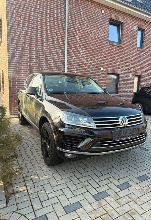 Gebraucht VW Touareg Terrain Tech 262 PS (192 kW) 2015 Schwarz SUV