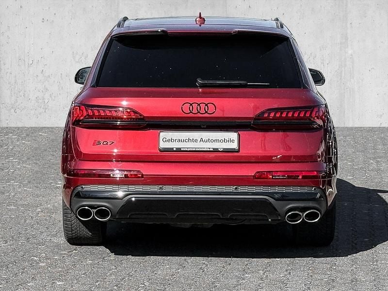 Gebraucht Audi SQ7 Sport 507 PS (372 kW) 2023 Rot SUV