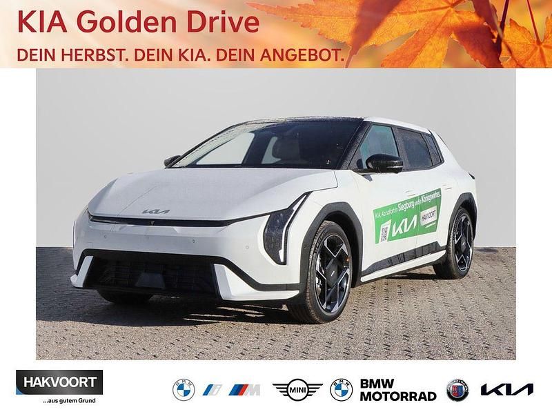 Deluxeweiß metallic Gebraucht 2025 Kia EV4 Comfort Kleinwagen | 46.500 € (Etwas zu teuer) - Bild 1/4