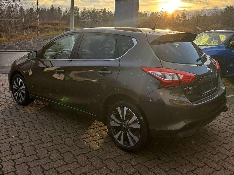 Gebraucht Nissan Pulsar N-Connecta 116 PS (85 kW) 2016 Bronze metallic Kleinwagen