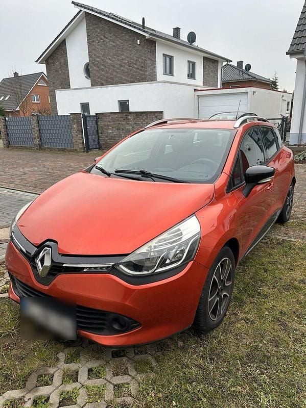 Gebraucht Renault Clio IV Luxe 120 PS (88 kW) 2014 Rot Kleinwagen