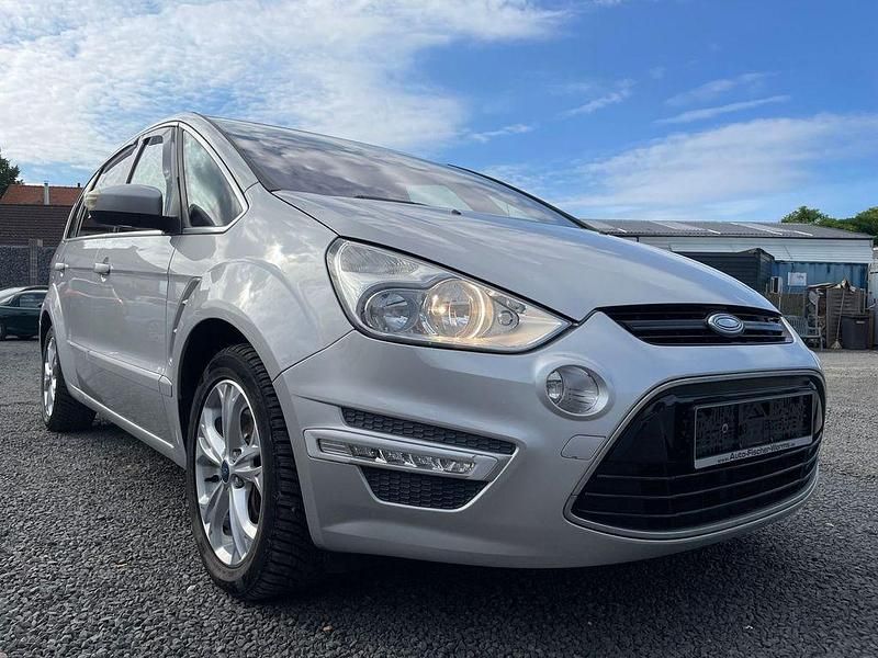Gebraucht Ford S-MAX Titanium 203 PS (149 kW) 2011 Silber Van / Kleinbus