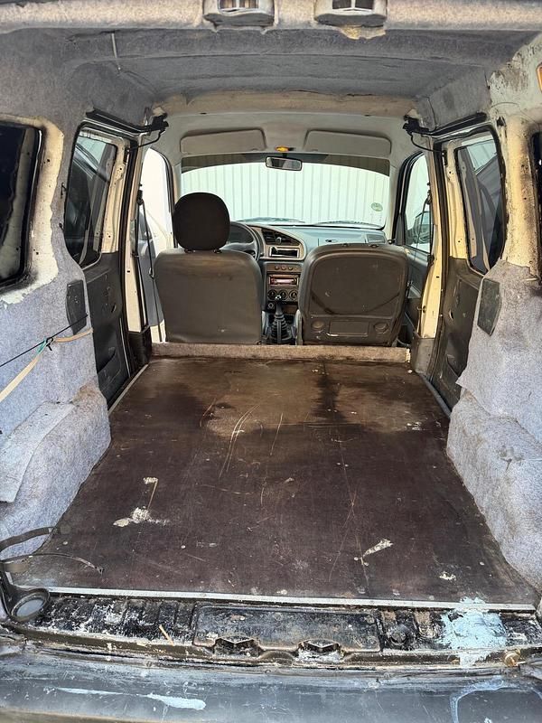 Gebraucht Citroën Berlingo 75 PS (55 kW) 2001 Weiß Van / Kleinbus