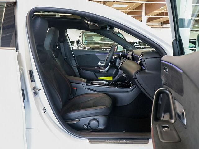 Gebraucht Mercedes A180 Advanced Plus 136 PS (100 kW) 2025 Weiss / polarweiß Limousine