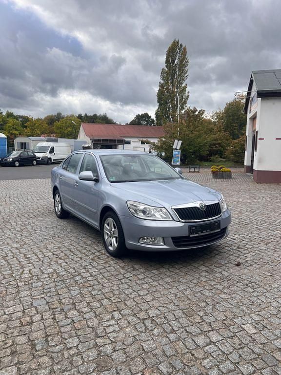 Gebraucht 2009 Skoda Octavia Ambiente Limousine | 3.400 € (Superpreis) - Bild 1/4