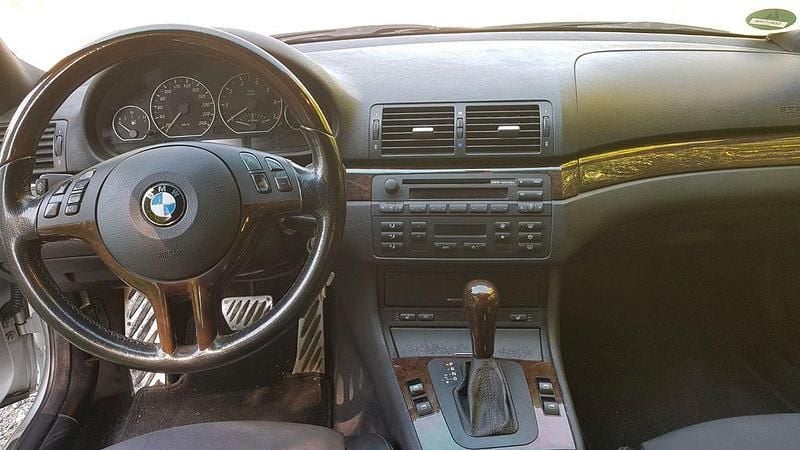 Gebraucht BMW 330 Sport Line 231 PS (169 kW) 2003 Silber Coupé