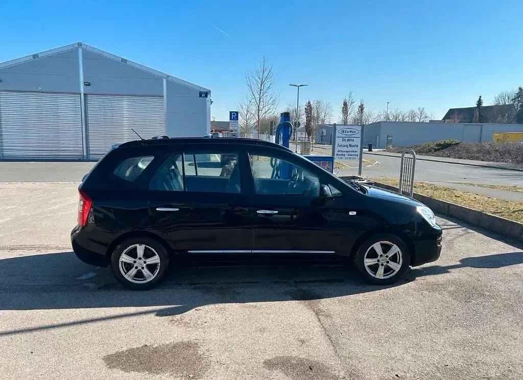 Gebraucht Kia Carens EX 140 PS (102 kW) 2009 Schwarz Van / Kleinbus