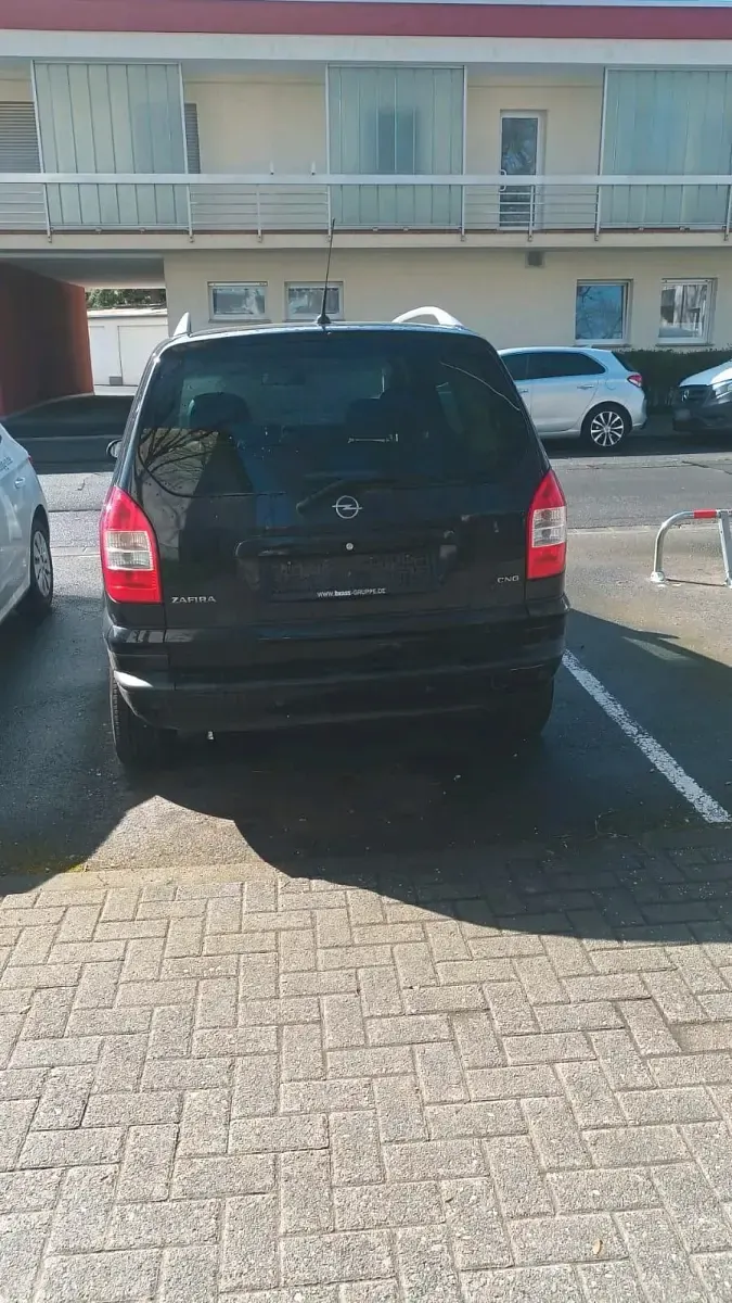 Brugt Opel Zafira 101 HK (74 kW) 2004 Sort MPV