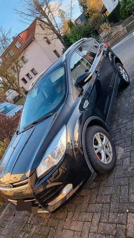 Gebraucht Ford Kuga Titanium 150 PS (110 kW) 2014 Schwarz SUV