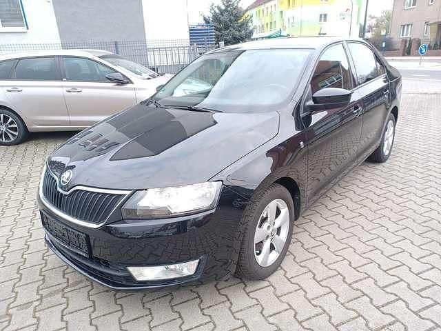Schwarzmagic perleffekt Gebraucht 2014 Skoda Rapid Ambition Limousine | 9.298 € (Etwas zu teuer) - Bild 1/4