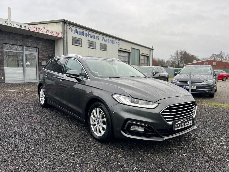 Grau Gebraucht 2020 Ford Mondeo Titanium Kombi | 8.880 € (Superpreis) - Bild 1/4