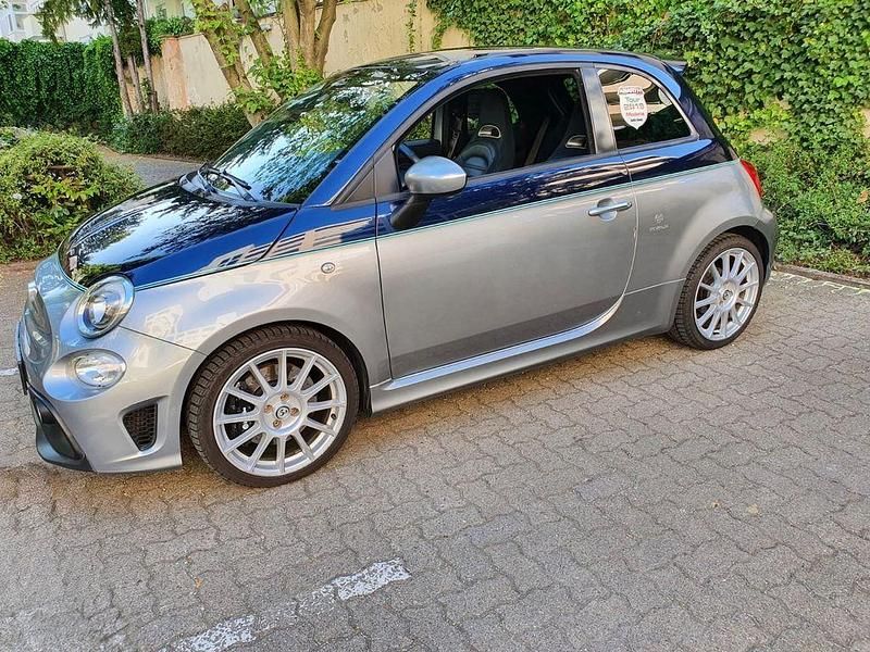Gebraucht Abarth 695 179 PS (131 kW) 2018 Silber Kleinwagen