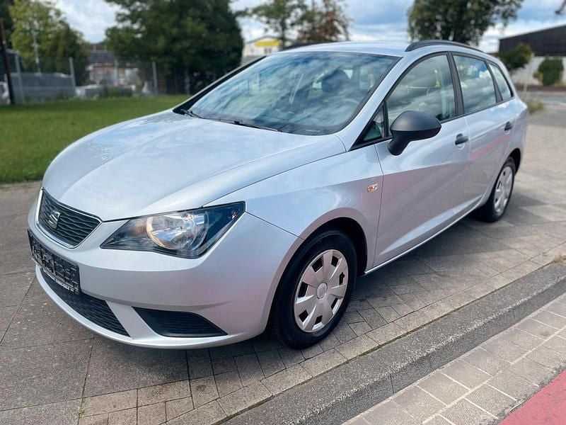 Grau Gebraucht 2015 Seat Ibiza ST Kombi | 6.899 € (Fairer Preis) - Bild 1/4