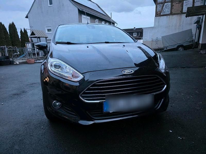 Gebraucht Ford Fiesta 100 PS (73 kW) 2015 Schwarz Limousine