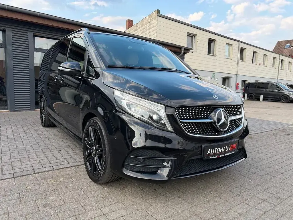 Gebraucht Mercedes V300 AMG 237 PS (174 kW) 2022 Schwarz Van / Kleinbus