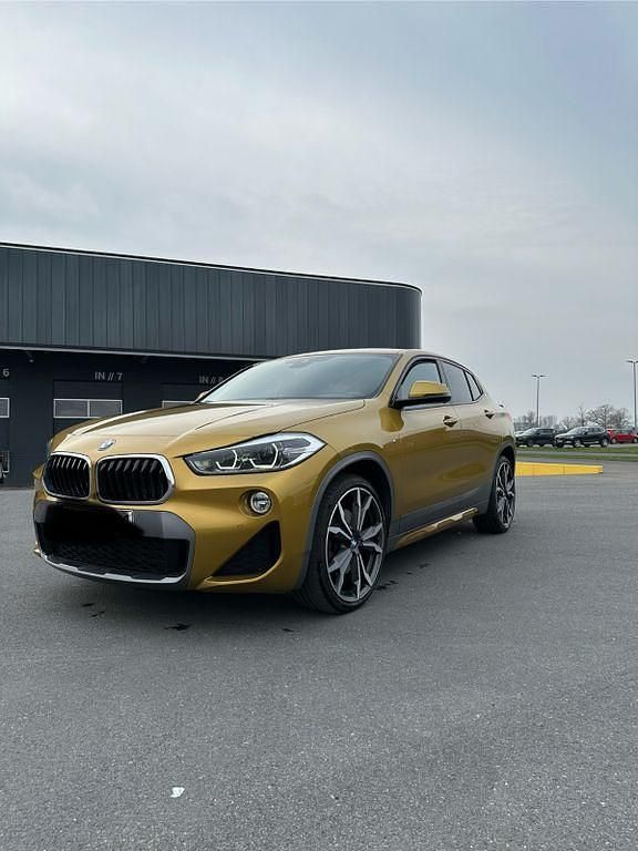 Gold Gebraucht 2018 BMW X2 M Sport SUV | 23.900 € (Etwas zu teuer) - Bild 1/4