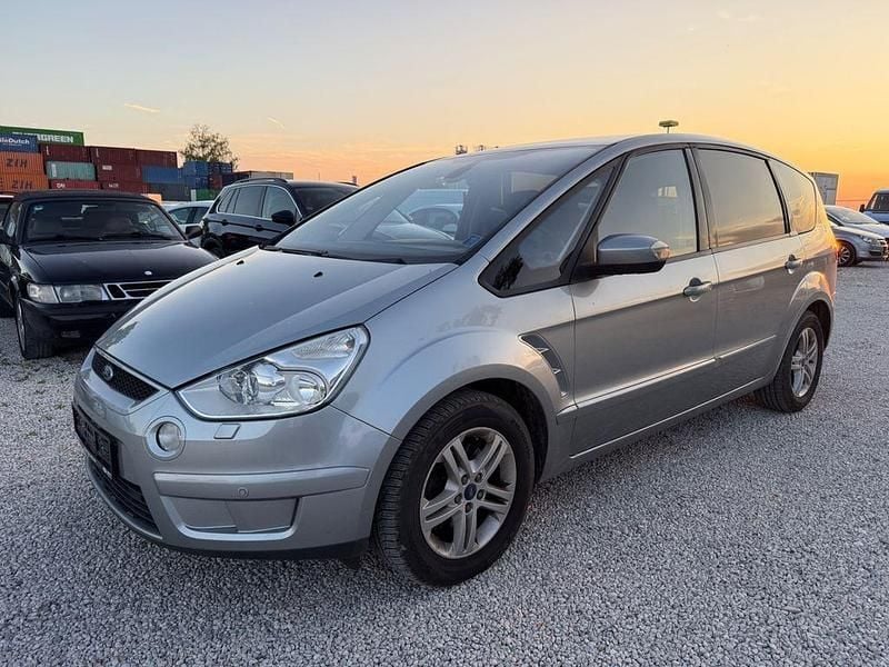 Silber Gebraucht 2007 Ford S-MAX Titanium Van / Kleinbus | 2.999 € (Guter Preis) - Bild 1/4