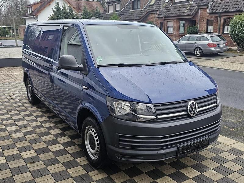 Gebraucht VW Transporter 150 PS (110 kW) 2019 Blau Van