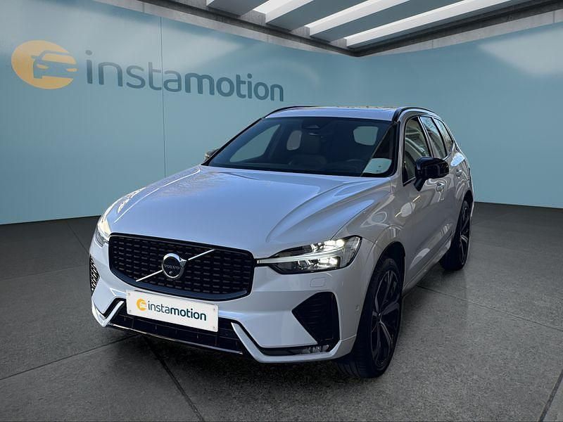 Używany Volvo XC60 Ultimate 235 KM (172 kW) 2023 Biały SUV