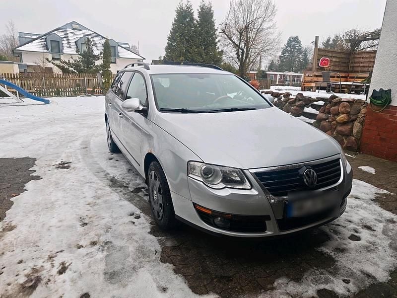 Gebraucht VW Passat 102 PS (75 kW) 2006 Silber Kombi
