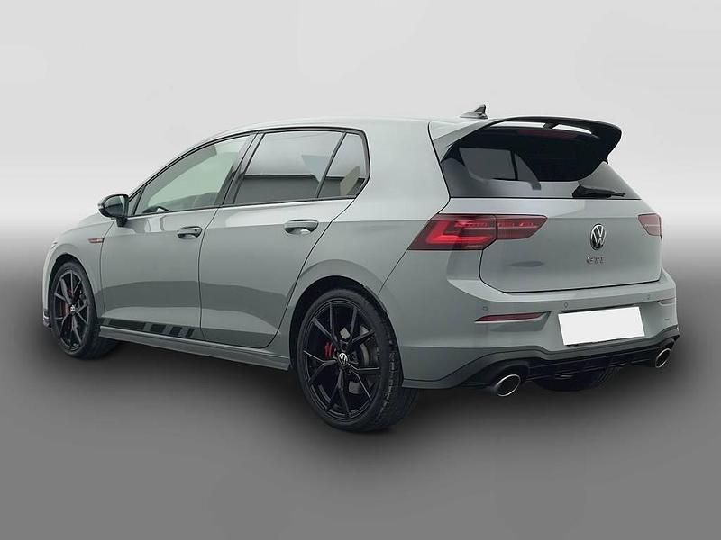 Usata VW Golf VIII 300 CV (220 kW) 2024 Grigio Berlina