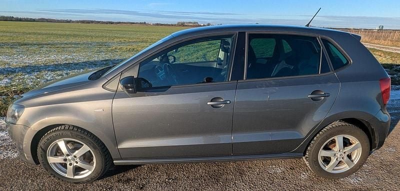 Gebraucht VW Polo Trendline 90 PS (66 kW) 2013 Grau Kleinwagen
