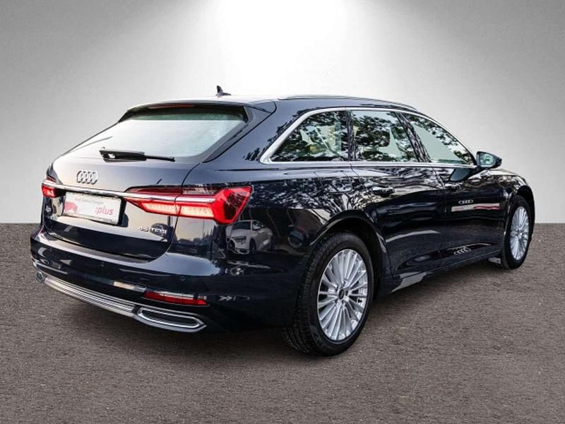 Gebraucht Audi A6 Design 265 PS (194 kW) 2022 Firmamentblau metallic Kombi