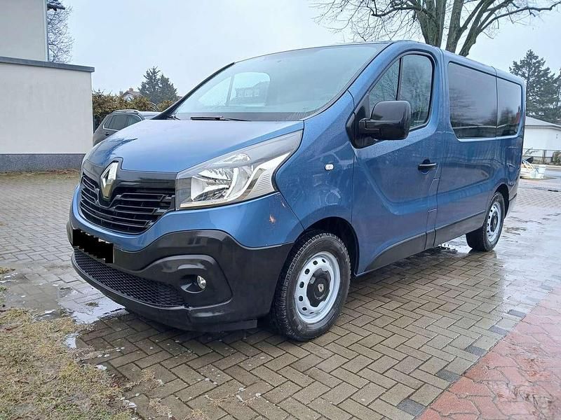 Gebraucht Renault Trafic 125 PS (91 kW) 2017 Blau Van / Kleinbus