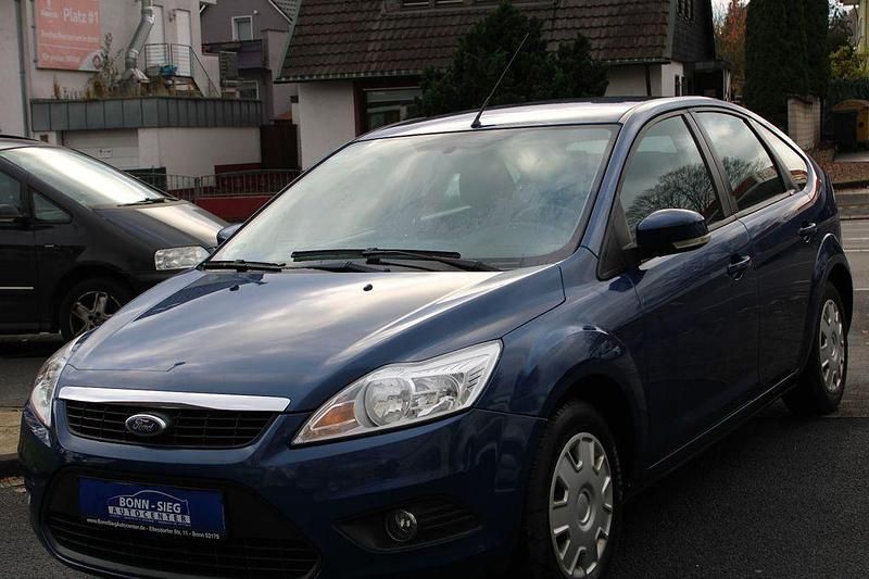 Gebraucht Ford Focus Style 101 PS (74 kW) 2010 Blau Limousine
