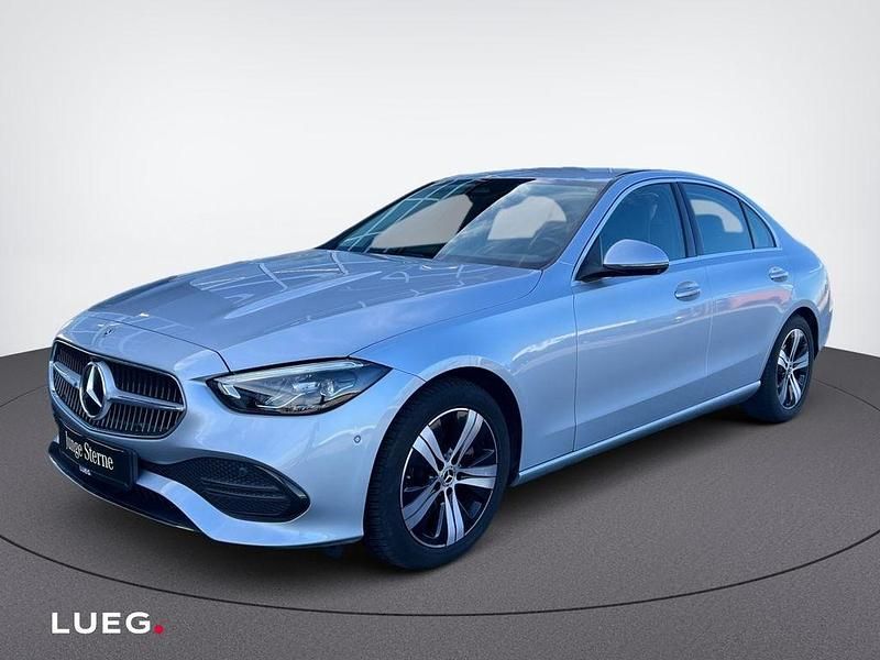 Gebraucht Mercedes C180 Avantgarde 170 PS (125 kW) 2022 Silber Limousine